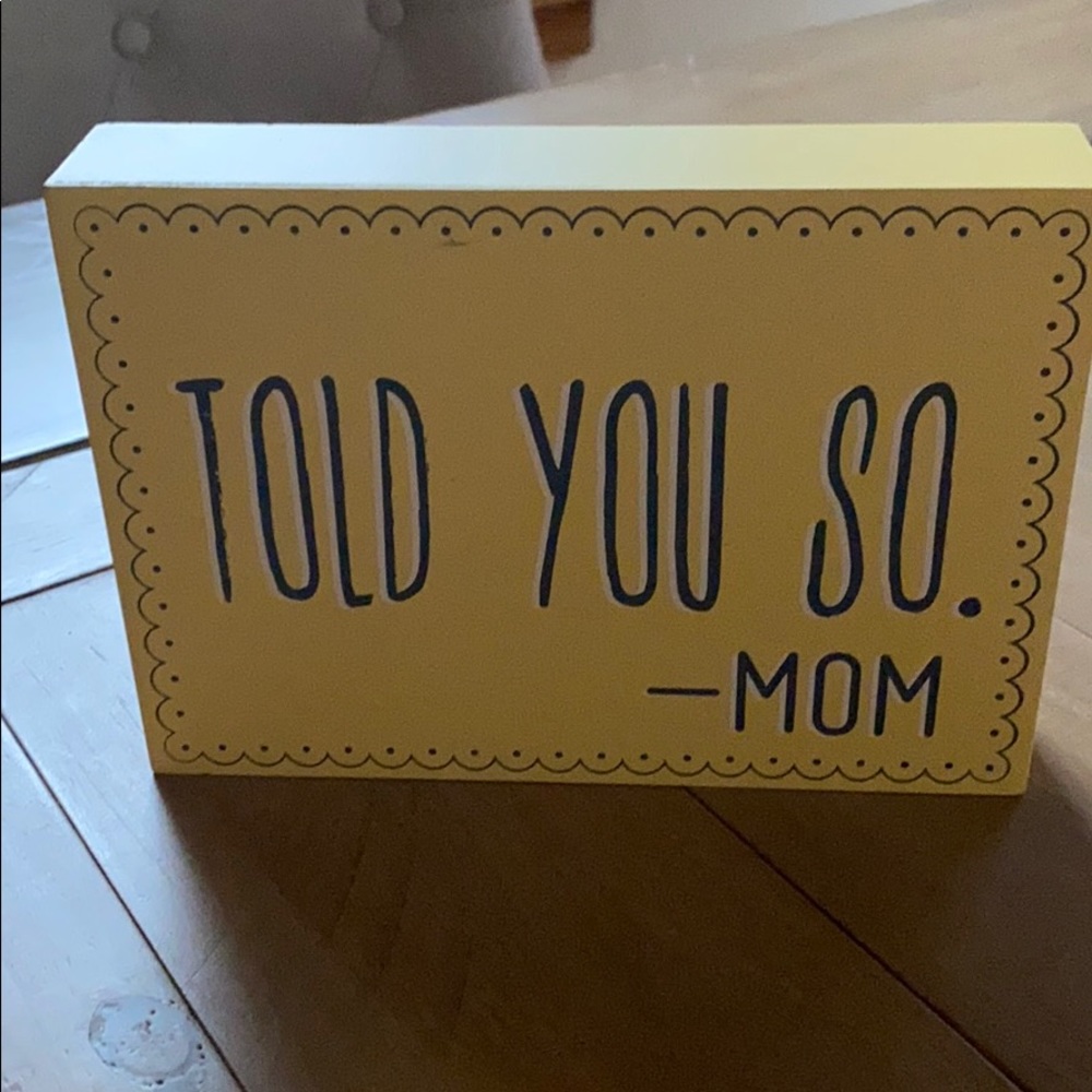 Clever Captions sign